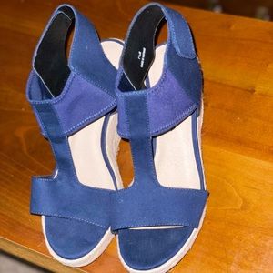 Brand new wedge/ sandal size 7.5